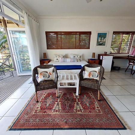 Shaka'S Seat Guesthouse Ballito Exterior photo