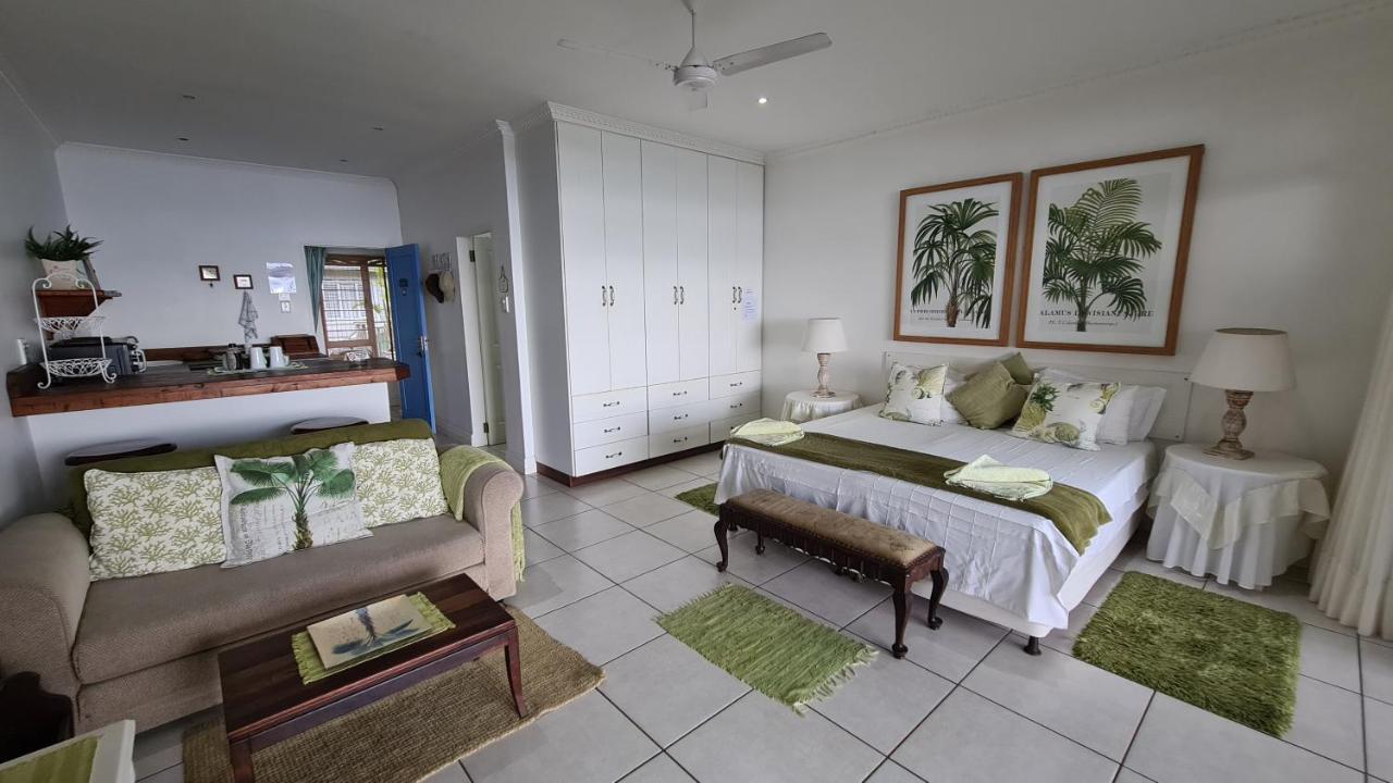 Shaka'S Seat Guesthouse Ballito Exterior photo